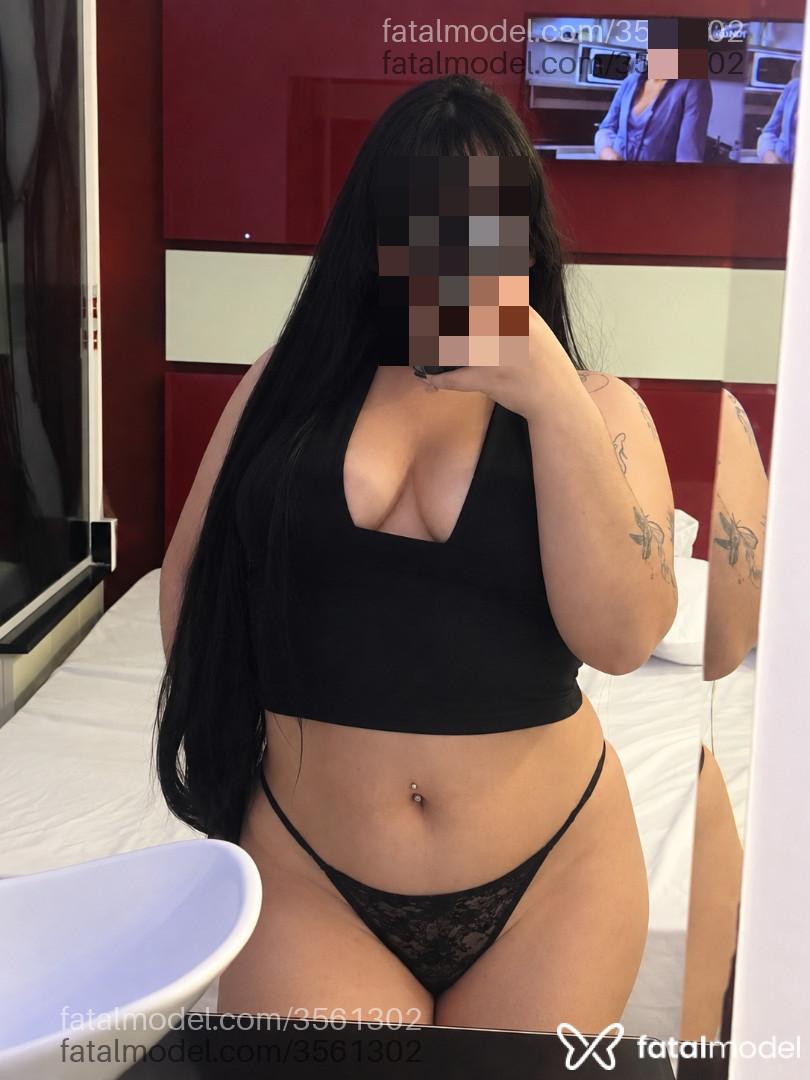 Acompanhante mulher morena (o) de olhos castanhos - Raquel