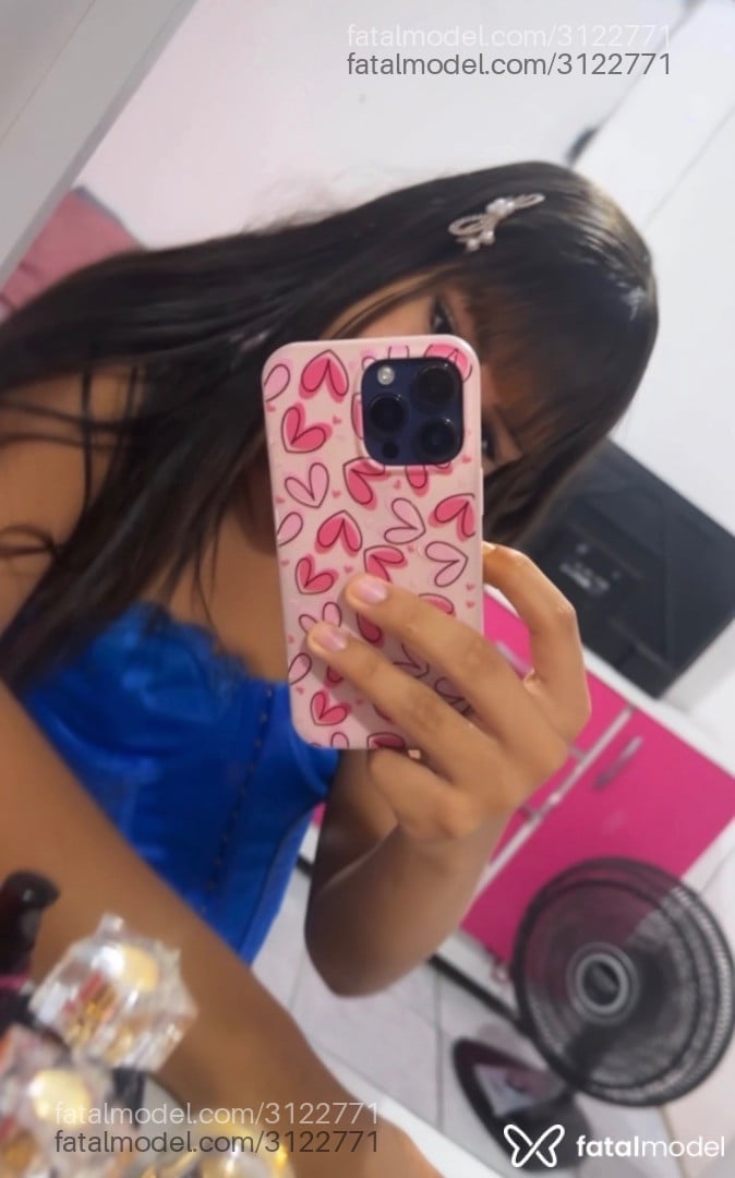Acompanhante mulher morena (o) de olhos castanhos - Victoria anjos