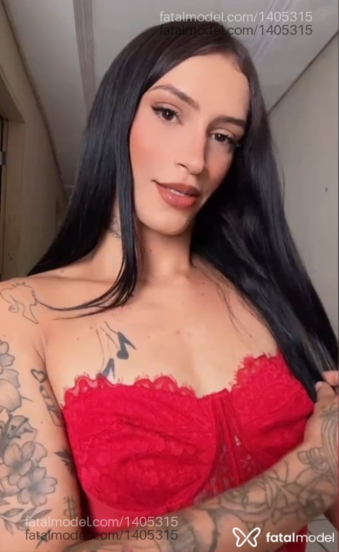Acompanhante travesti morena (o) de olhos castanhos - Emilly Brenda