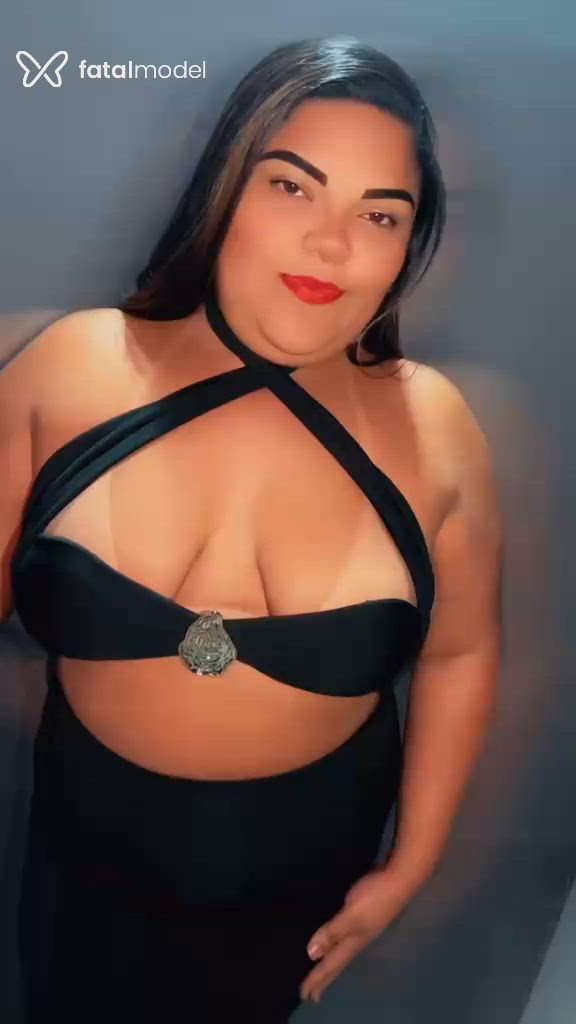Acompanhante mulher morena (o) de olhos castanhos - Brigadeiro