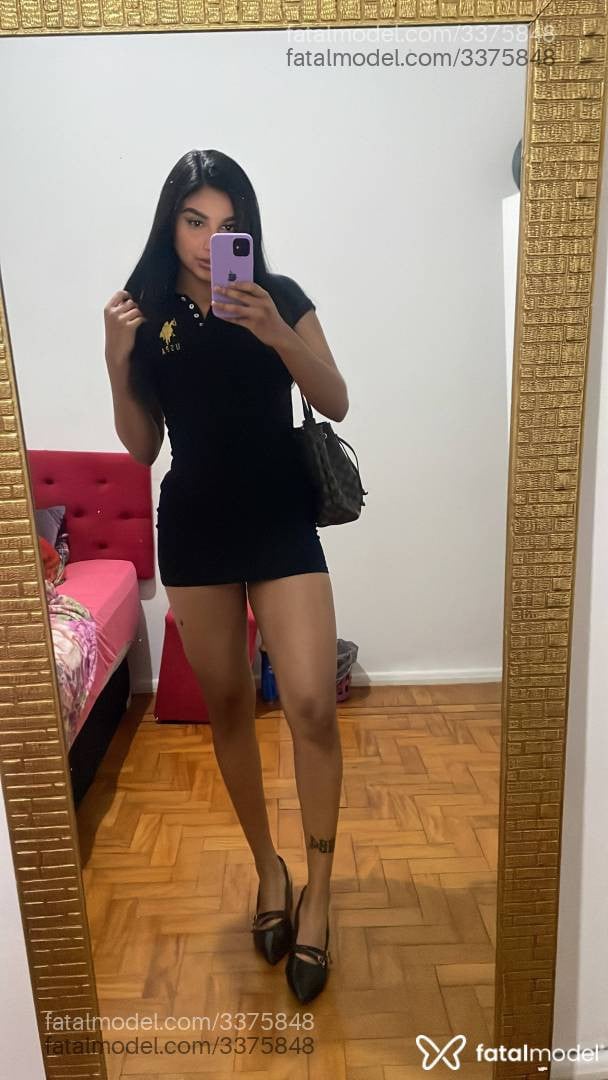 Acompanhante mulher morena (o) de olhos castanhos - Loren