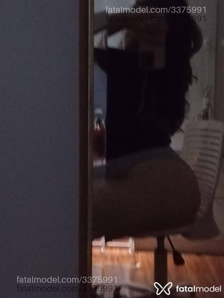 Acompanhante mulher com cabelo castanho de olhos castanhos - Fernanda
