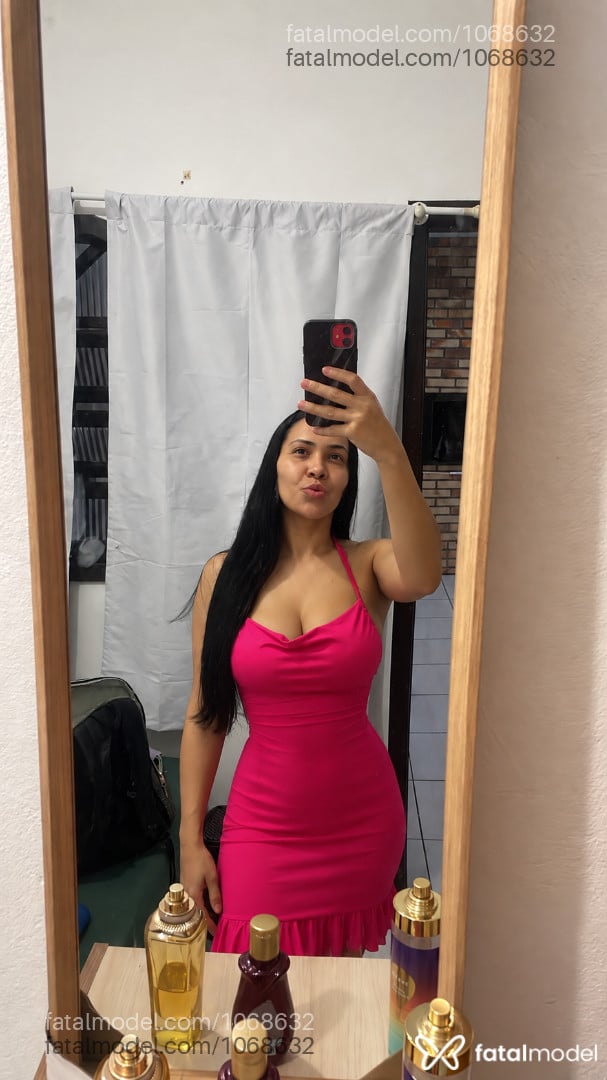 Acompanhante mulher com cabelo castanho de olhos castanhos - Sophia