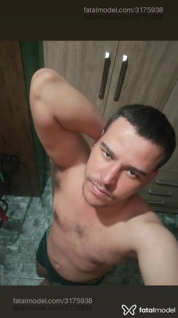 Acompanhante homem morena (o) de olhos castanhos - Diogo