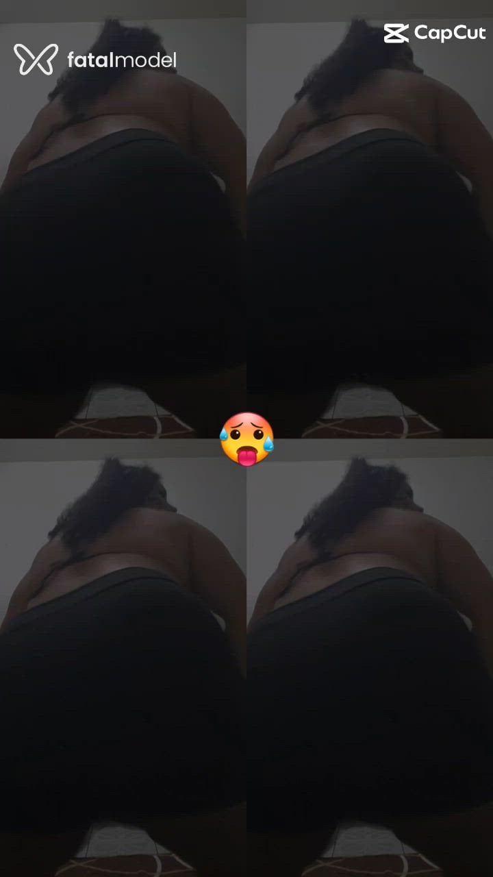 Acompanhante mulher com cabelo castanho de olhos castanhos - Ariel Acompanhante mulher com cabelo castanho de olhos castanhos - Ariel