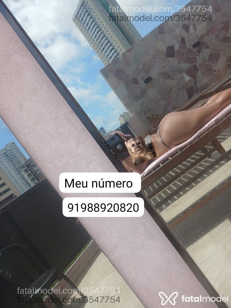 Acompanhante mulher morena (o) de olhos castanhos - Nnnmm