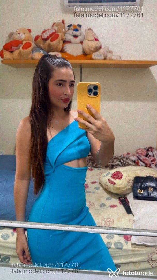 Acompanhante mulher com cabelo castanho de olhos castanhos - Bruna