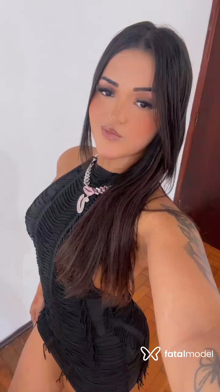 Acompanhante mulher morena (o) de olhos pretos - Luazinha