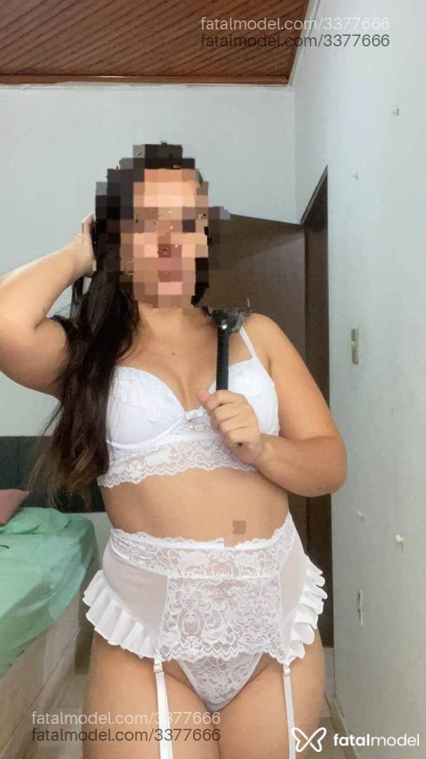 Acompanhante mulher morena (o) de olhos castanhos - Jade
