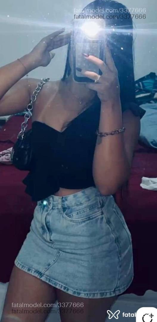 Acompanhante mulher morena (o) de olhos castanhos - Jade