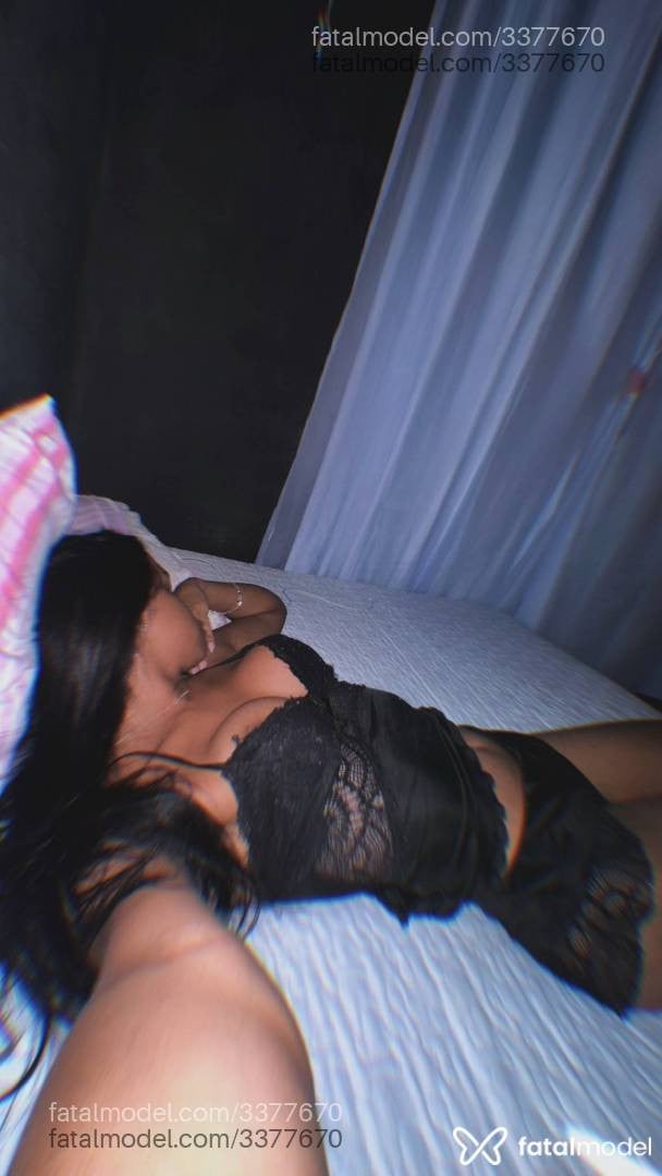 Acompanhante mulher trans morena (o) de olhos mel em Virtual - Melissa