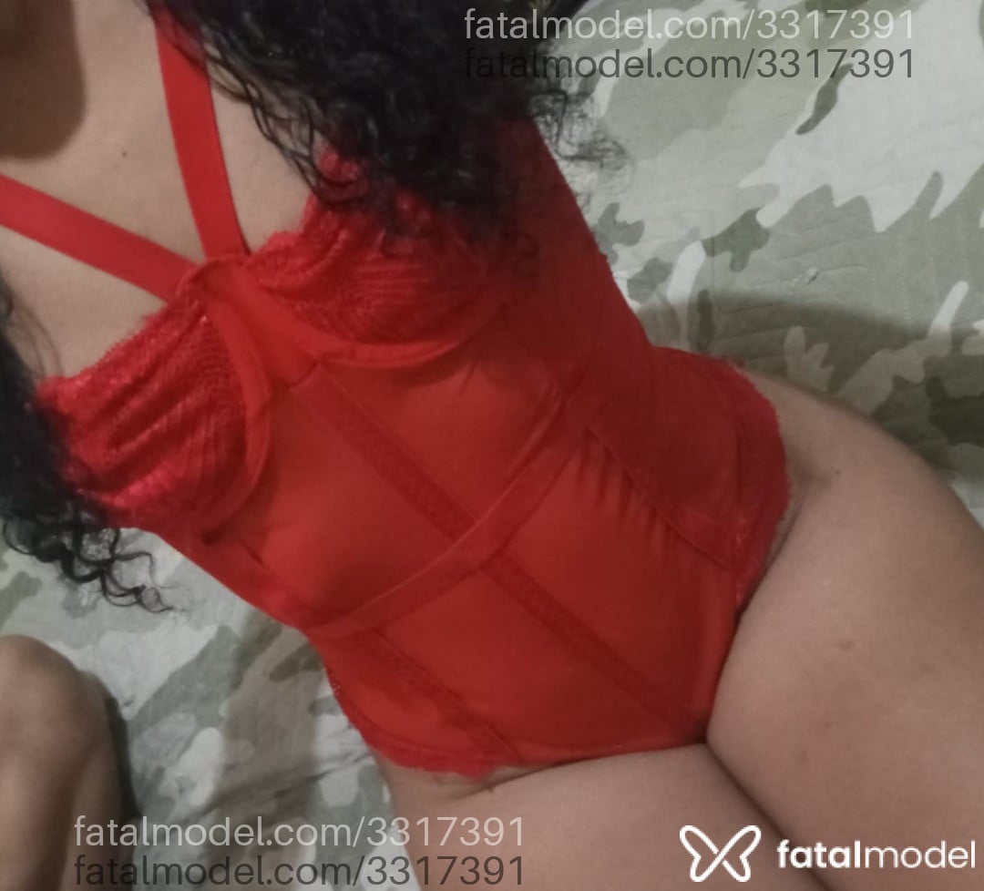 Acompanhante mulher com cabelo castanho de olhos castanhos - Mel Moore