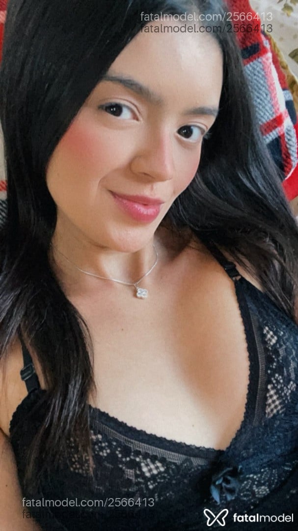 Acompanhante mulher morena (o) de olhos castanhos - Isadora