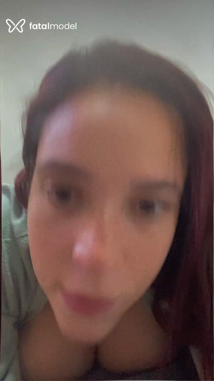 Acompanhante mulher ruiva (o) de olhos mel - Nabi Nogueira Acompanhante mulher ruiva (o) de olhos mel - Nabi Nogueira