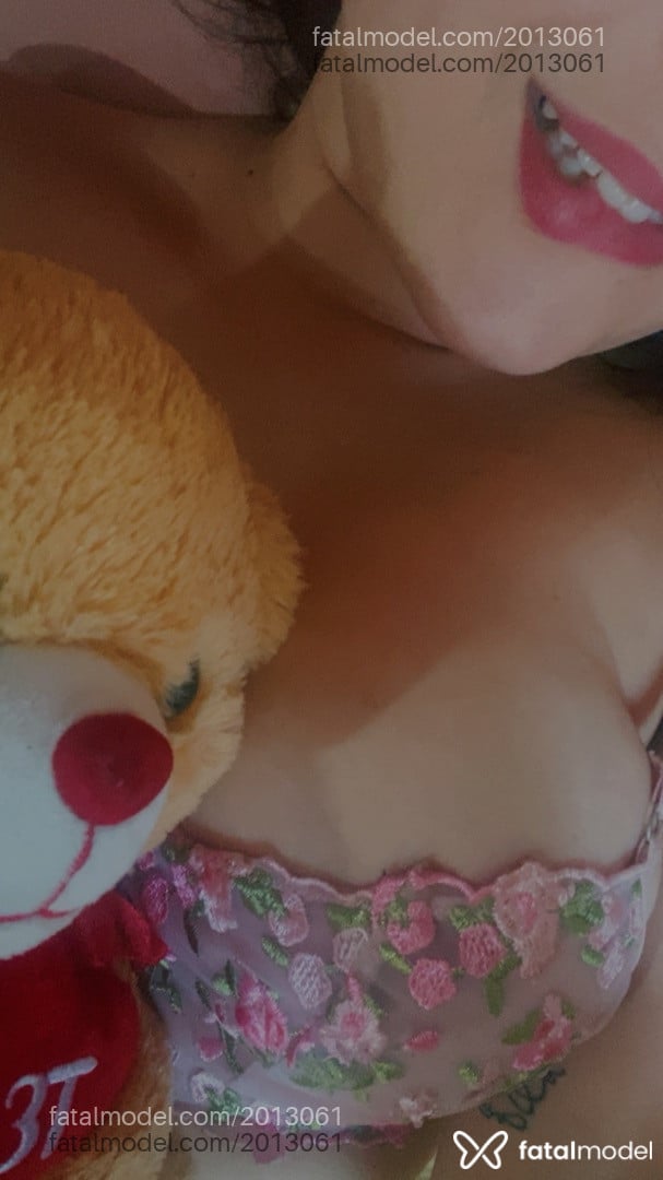 Acompanhante mulher ruiva (o) de olhos mel - Ruivinhaa