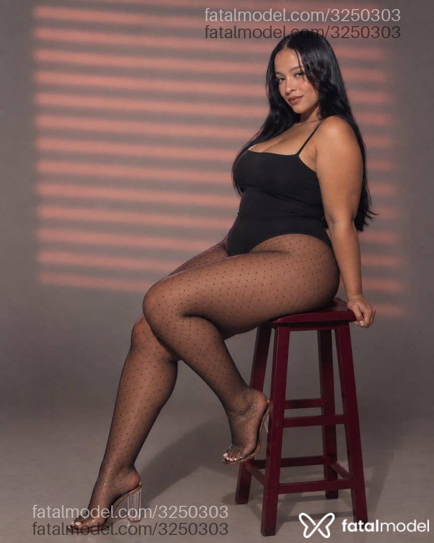 Acompanhante mulher morena (o) de olhos castanhos - Larah