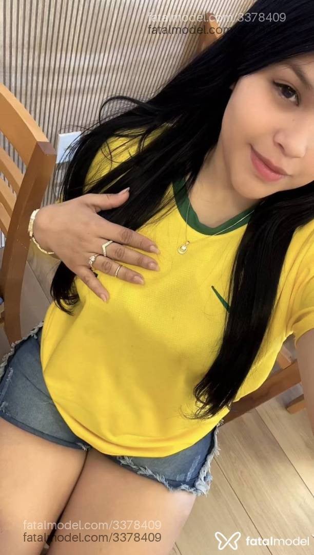 Acompanhante mulher morena (o) de olhos castanhos em São Paulo - índiaa
