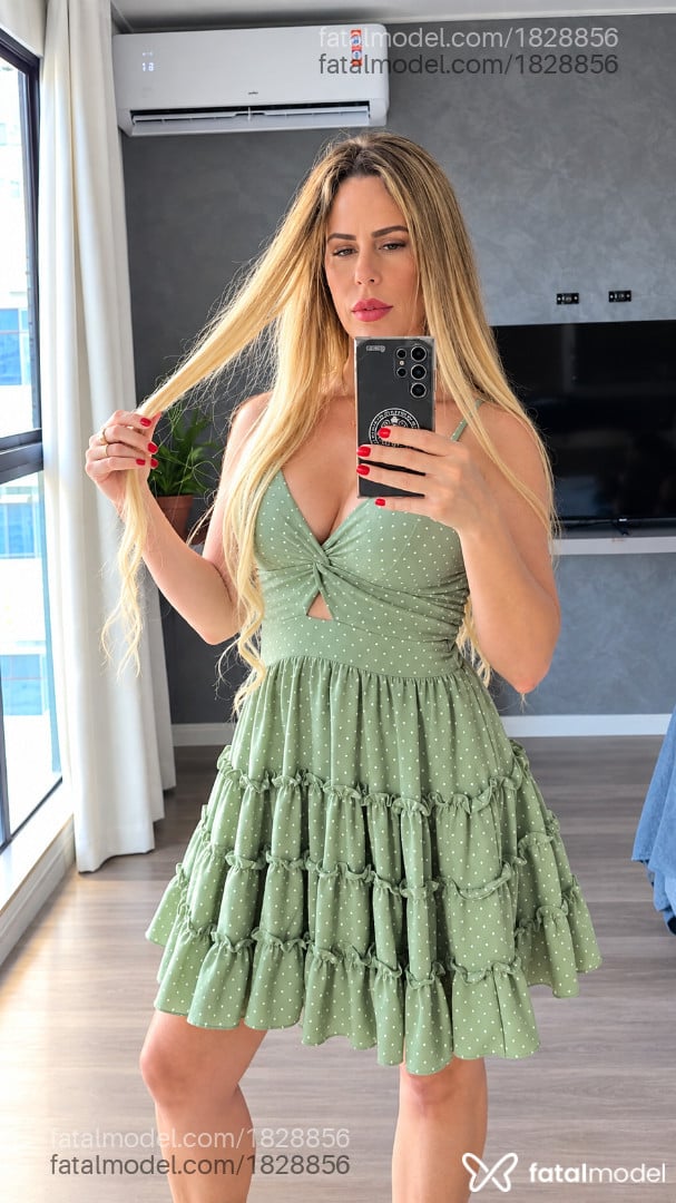 Acompanhante mulher loira (o) de olhos verdes - Jalila
