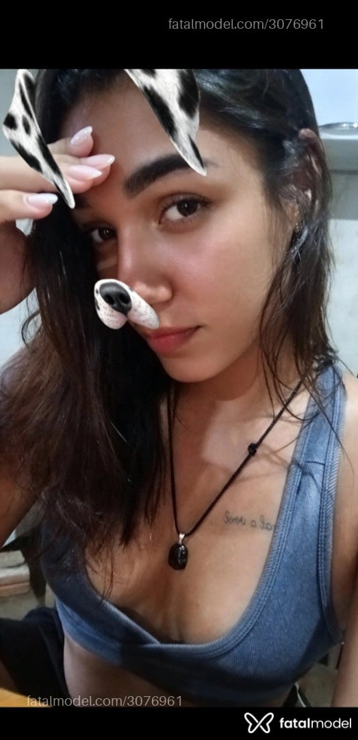 Acompanhante mulher trans morena (o) de olhos mel - Isabella Elouíse