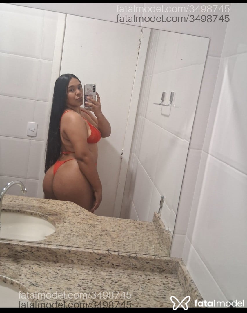 Acompanhante mulher morena (o) de olhos mel - Larissa