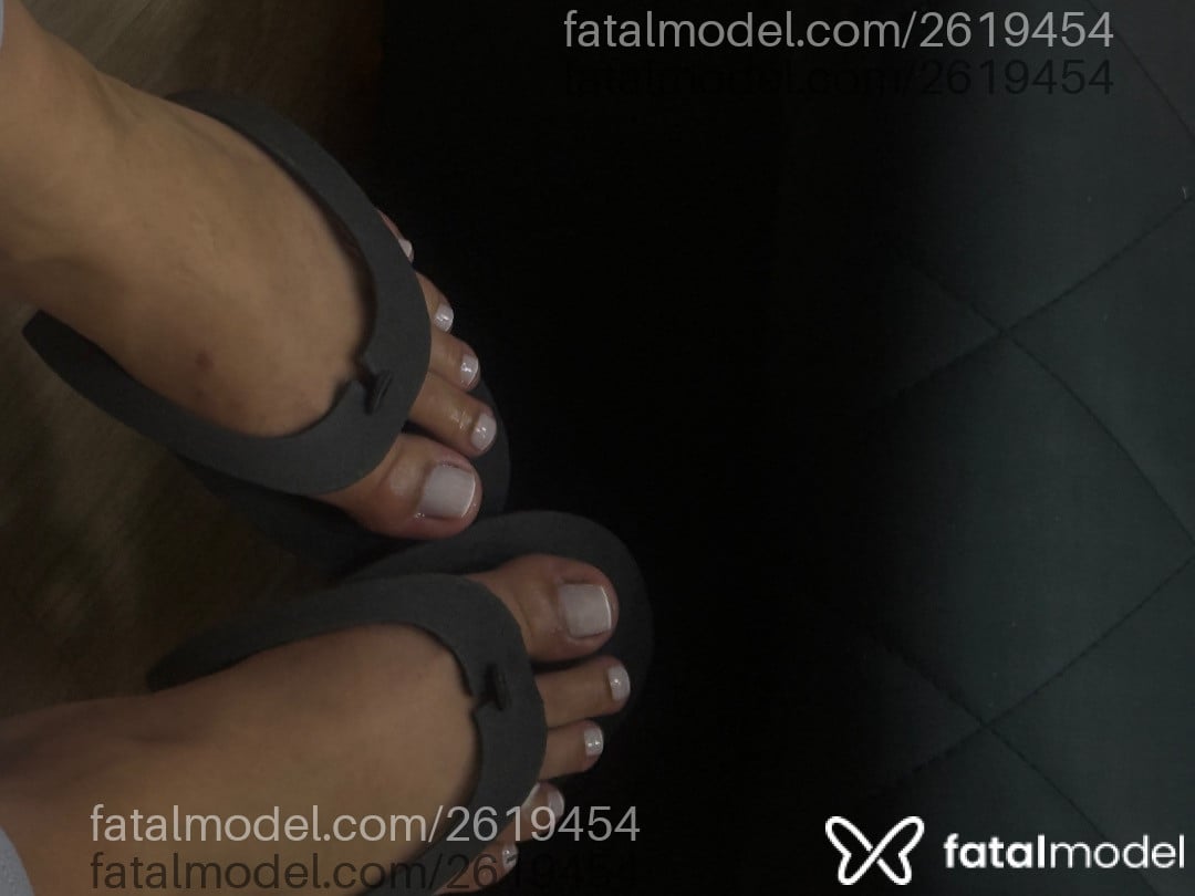 Acompanhante mulher trans morena (o) de olhos castanhos - Lorena Vitoria