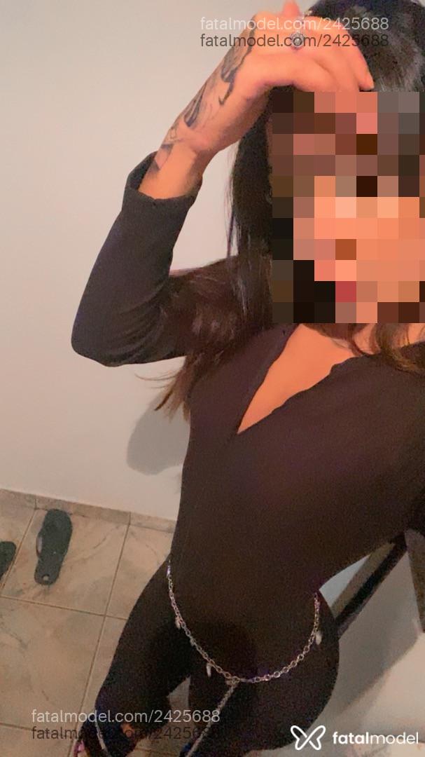 Acompanhante mulher morena (o) de olhos castanhos - Safira
