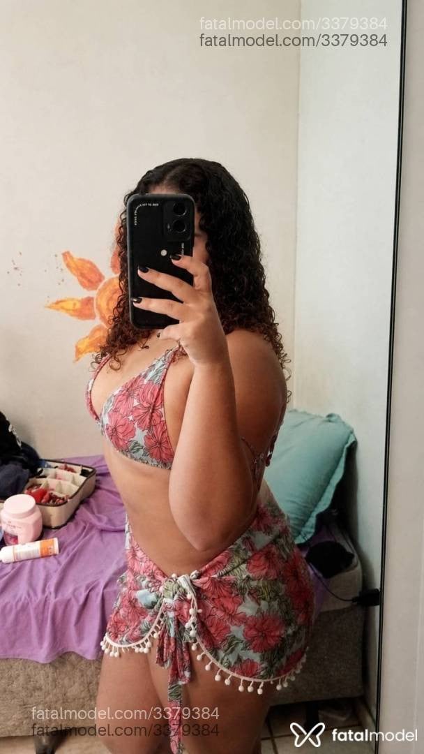 Acompanhante mulher morena (o) de olhos castanhos - Cacau