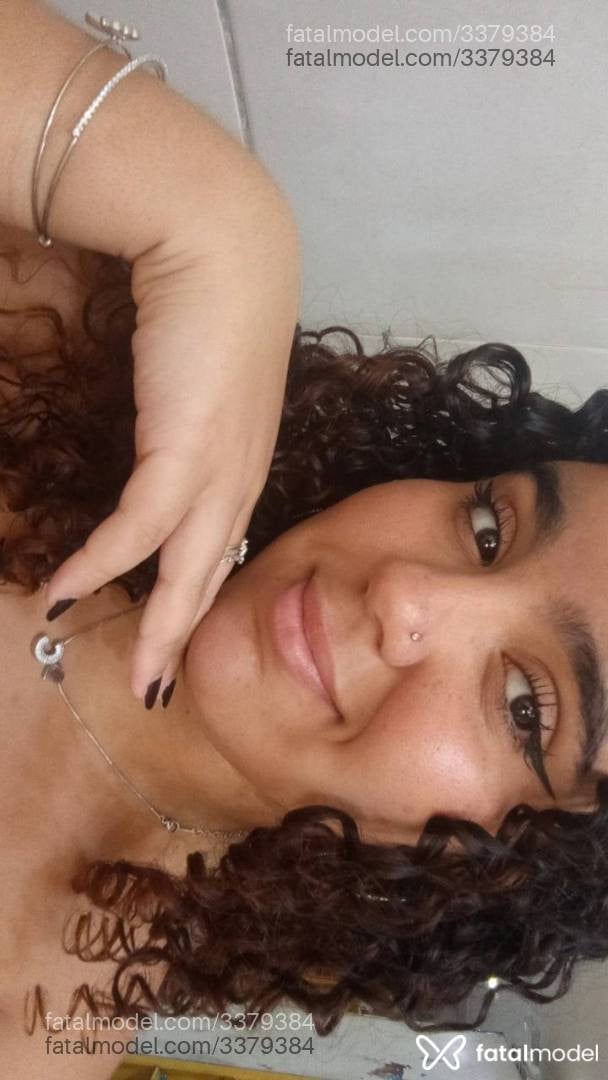 Acompanhante mulher morena (o) de olhos castanhos - Cacau