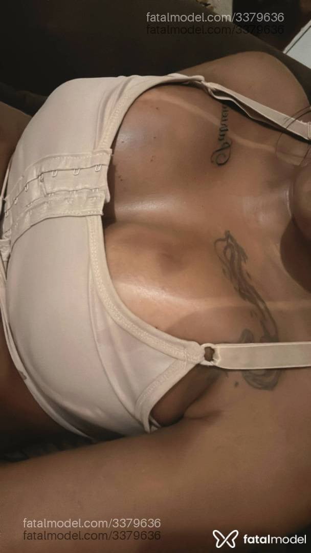 Acompanhante mulher trans morena (o) de olhos pretos em Ituiutaba - Victorya