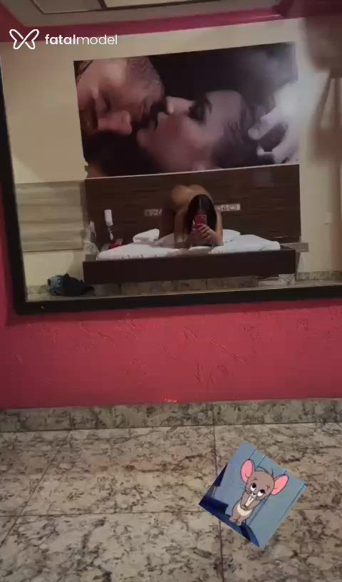 Acompanhante mulher trans morena (o) de olhos pretos - Victorya