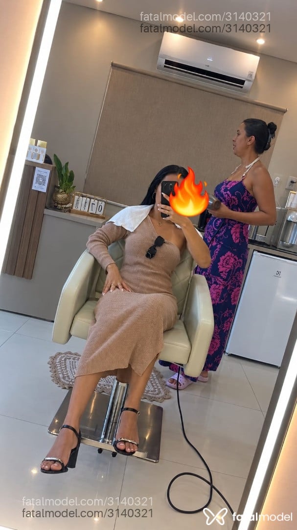 Acompanhante mulher morena (o) de olhos castanhos - Anninha