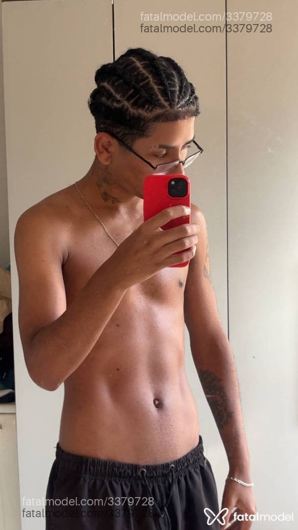 Acompanhante homem morena (o) de olhos pretos em Cachoeiro de Itapemirim - Gabriel