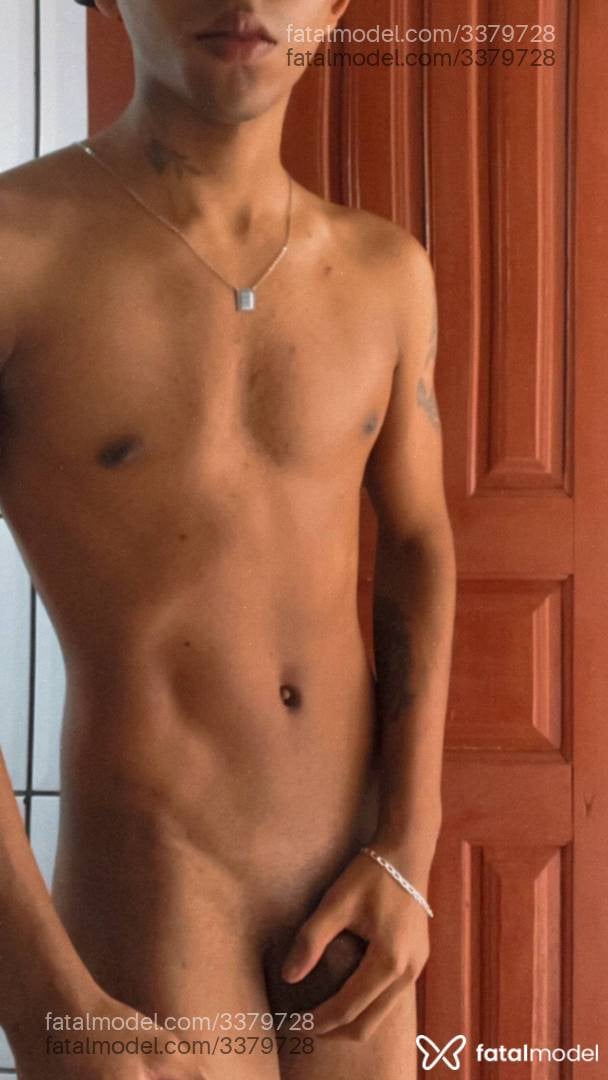 Acompanhante homem morena (o) de olhos pretos em Cachoeiro de Itapemirim - Gabriel