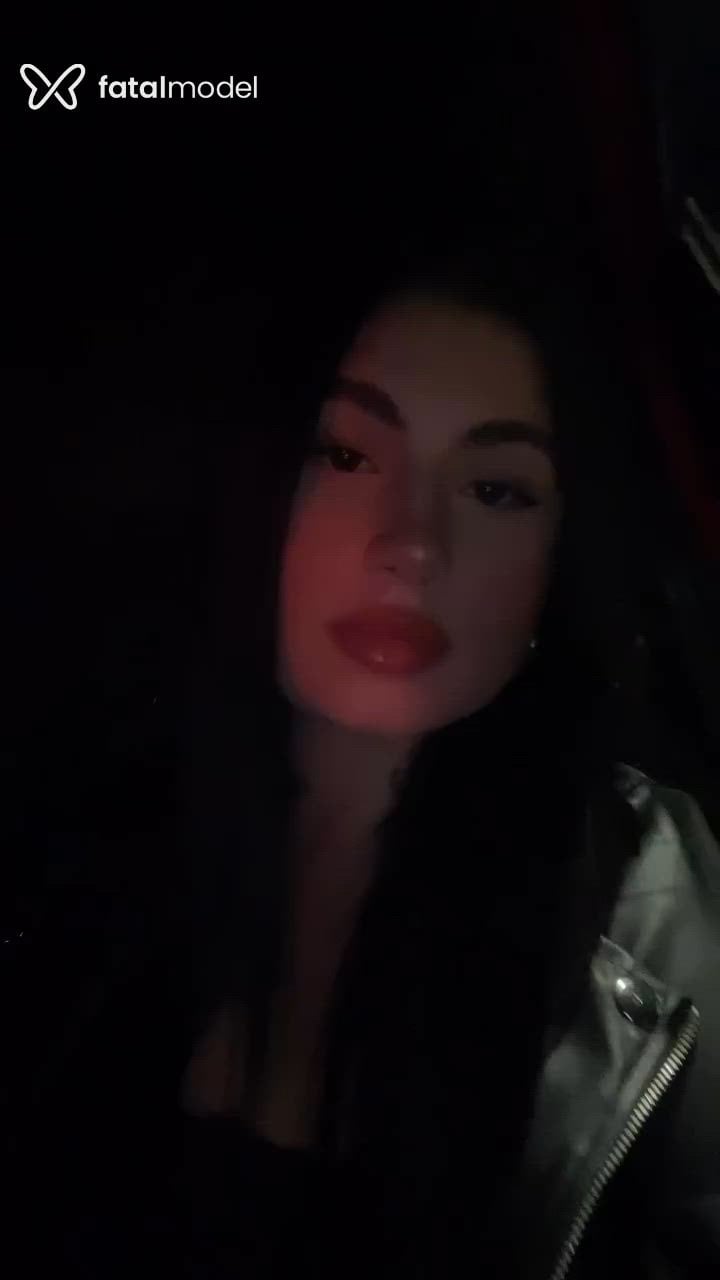 Acompanhante mulher morena (o) de olhos castanhos - Rafaela