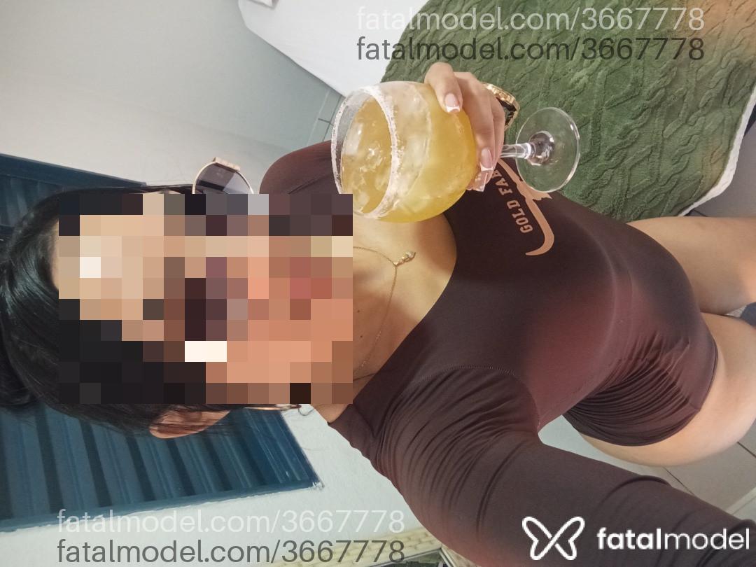 Acompanhante mulher morena (o) de olhos castanhos - Amanda