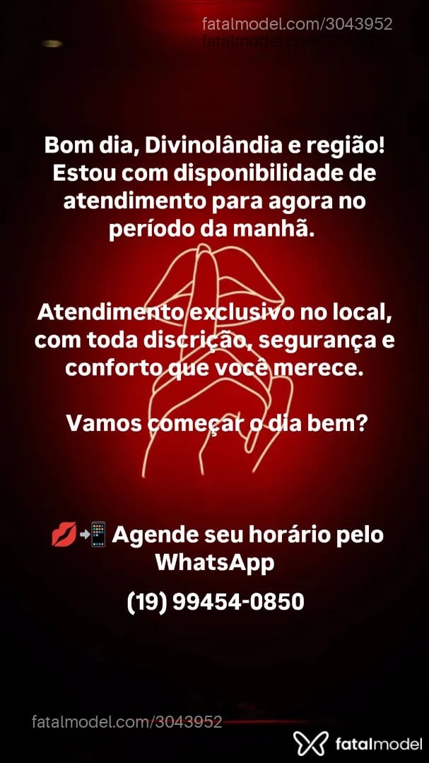 Acompanhante mulher trans com cabelo castanho de olhos castanhos - Luna Paciotti