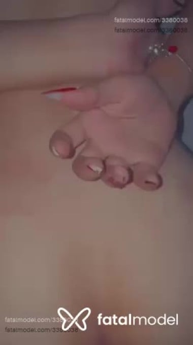 Acompanhante mulher trans com cabelo castanho de olhos castanhos em Belo Horizonte Acompanhante mulher trans com cabelo castanho de olhos castanhos em Belo Horizonte - Alice Brum