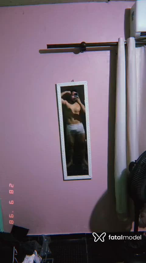 Acompanhante homem morena (o) de olhos castanhos - Felipe