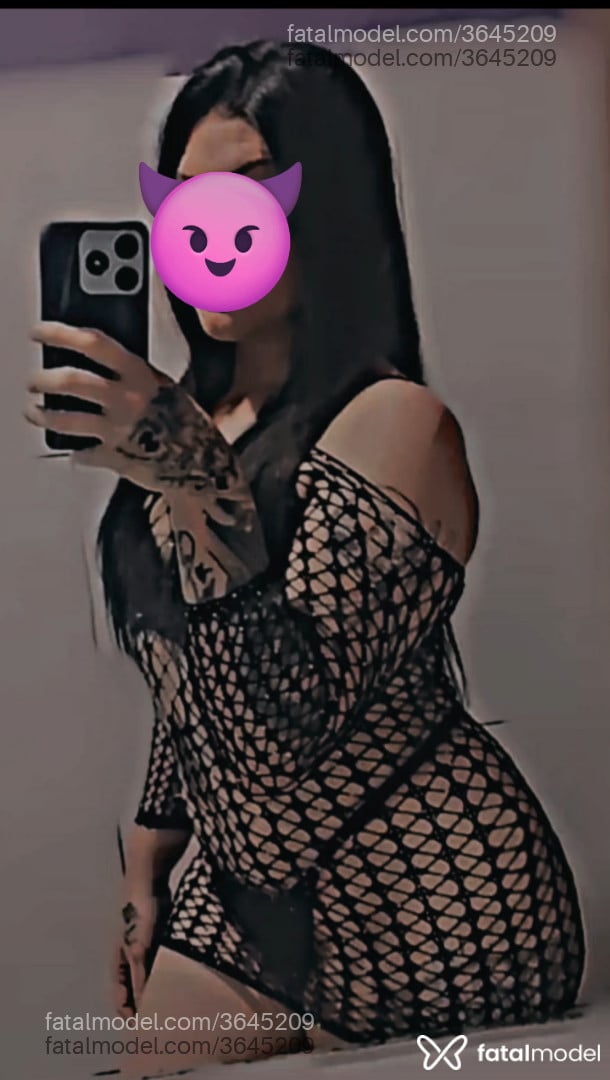 Acompanhante mulher morena (o) de olhos castanhos - Amanda