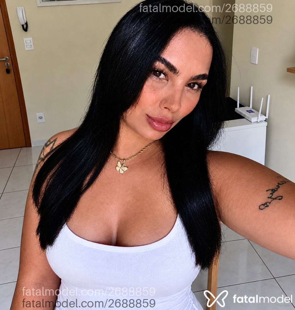 Acompanhante mulher morena (o) de olhos castanhos - Mirelly Garcia