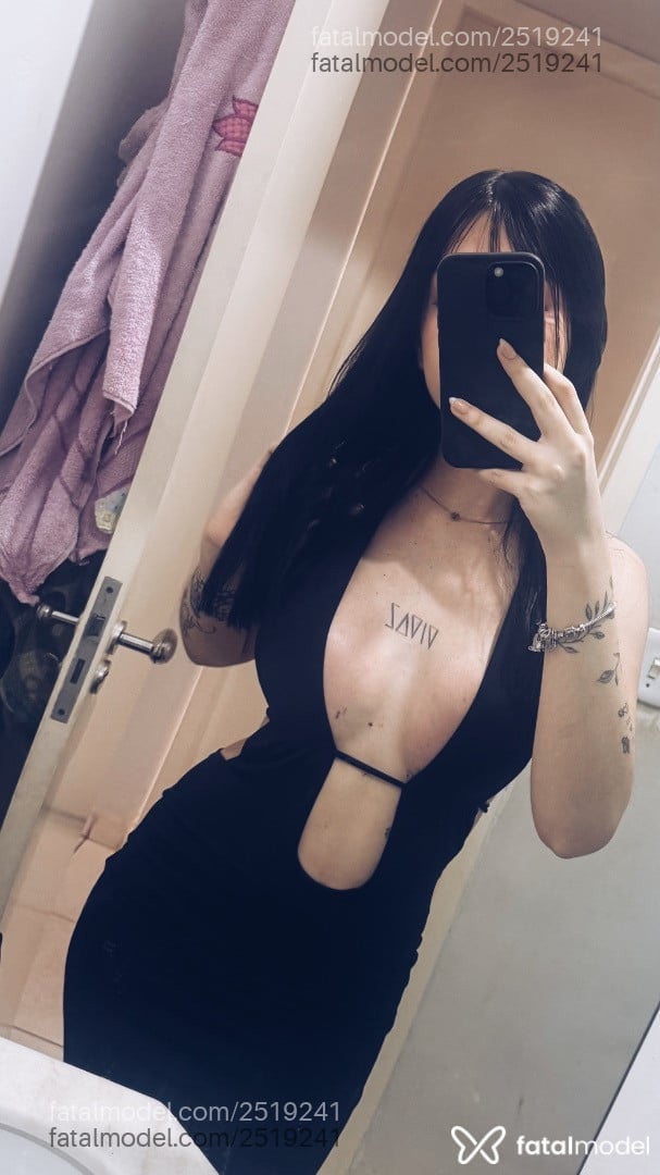 Acompanhante mulher trans morena (o) de olhos mel - Julia Fernandes