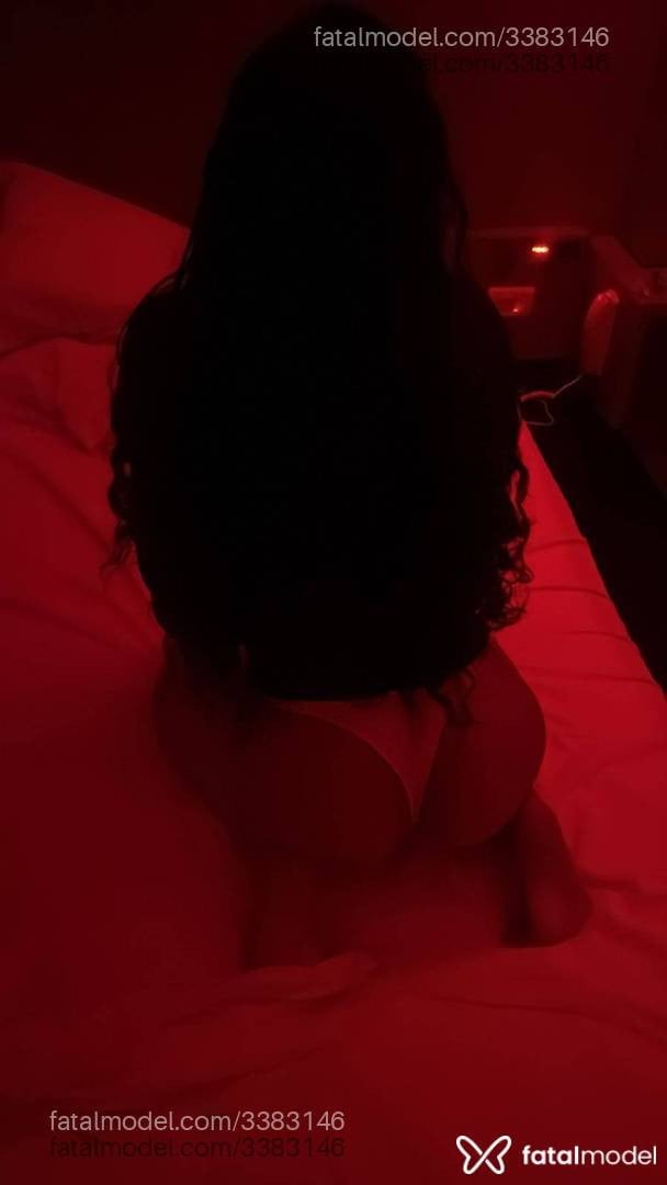 Acompanhante mulher morena (o) de olhos castanhos - Sophia