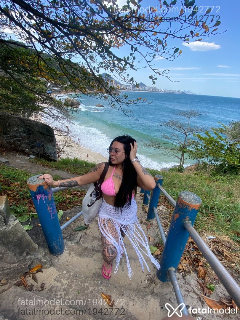Acompanhante mulher morena (o) de olhos castanhos - Mila Ferraz