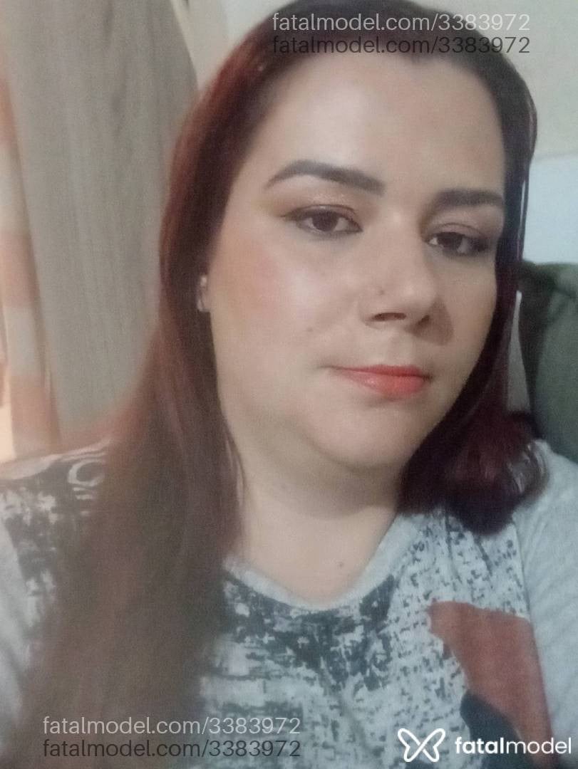 Acompanhante mulher ruiva (o) de olhos castanhos - Gabriella