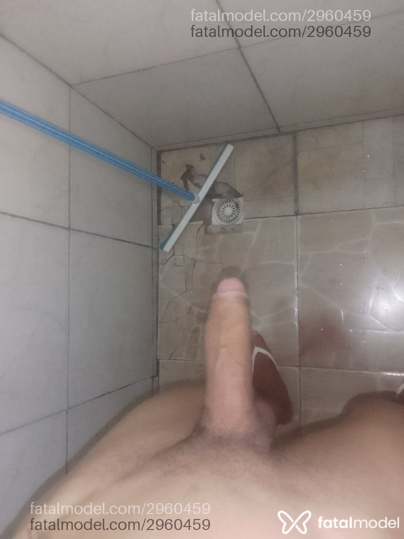 Acompanhante homem ruiva (o) de olhos mel - João
