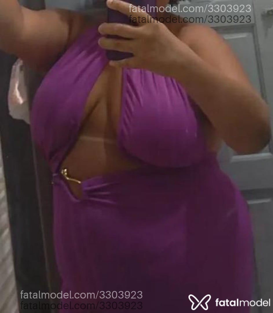 Acompanhante mulher com cabelo castanho de olhos pretos - Mirian