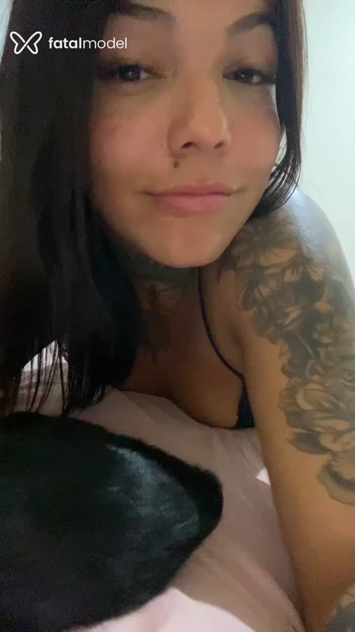 Acompanhante mulher trans morena (o) de olhos castanhos - Thaynara
