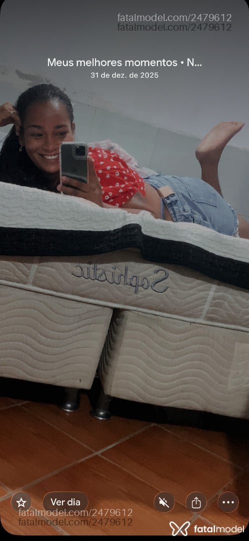 Acompanhante mulher morena (o) de olhos castanhos - Brenda