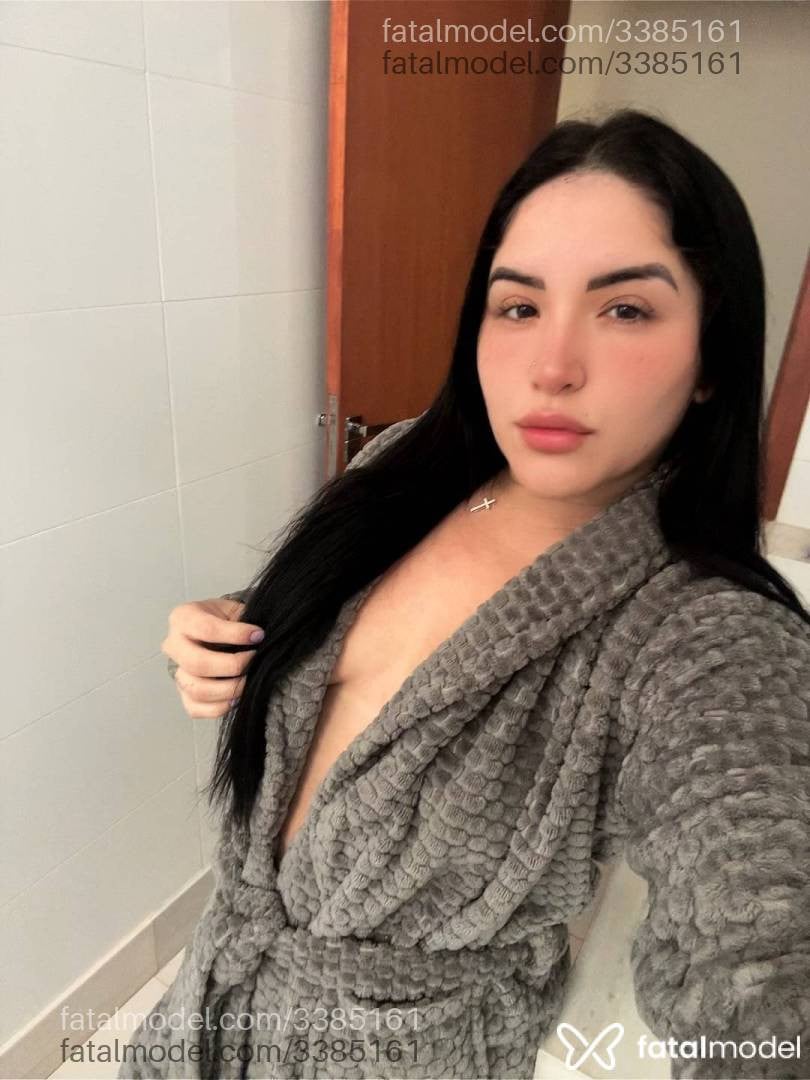 Acompanhante mulher morena (o) de olhos pretos - Aylla