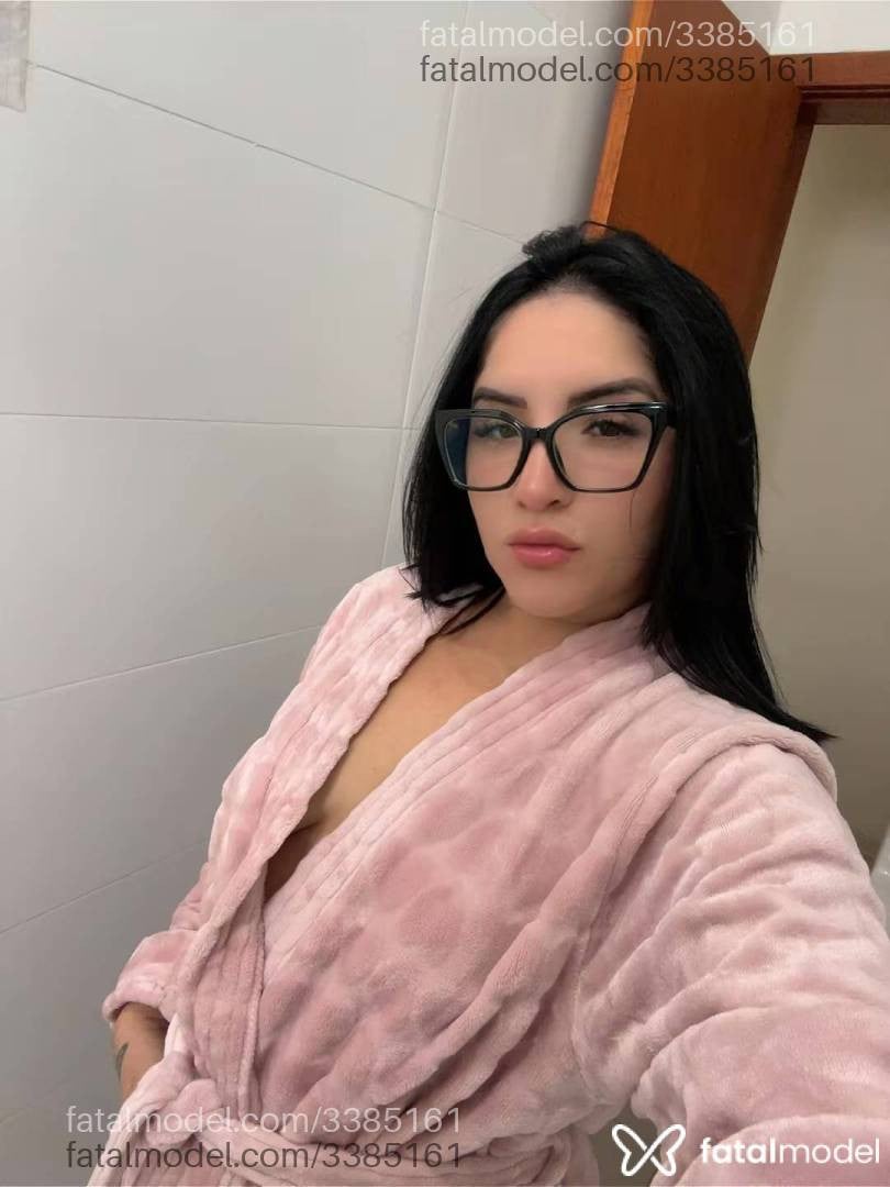 Acompanhante mulher morena (o) de olhos pretos - Aylla